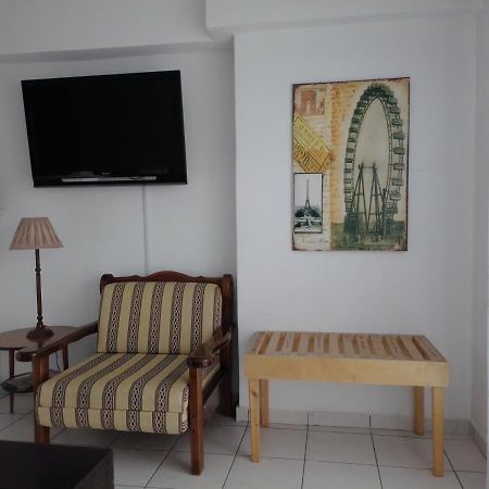 Suite Home Athene Buitenkant foto